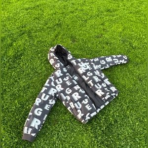 True religion multiply puffer can’t really find these anymore